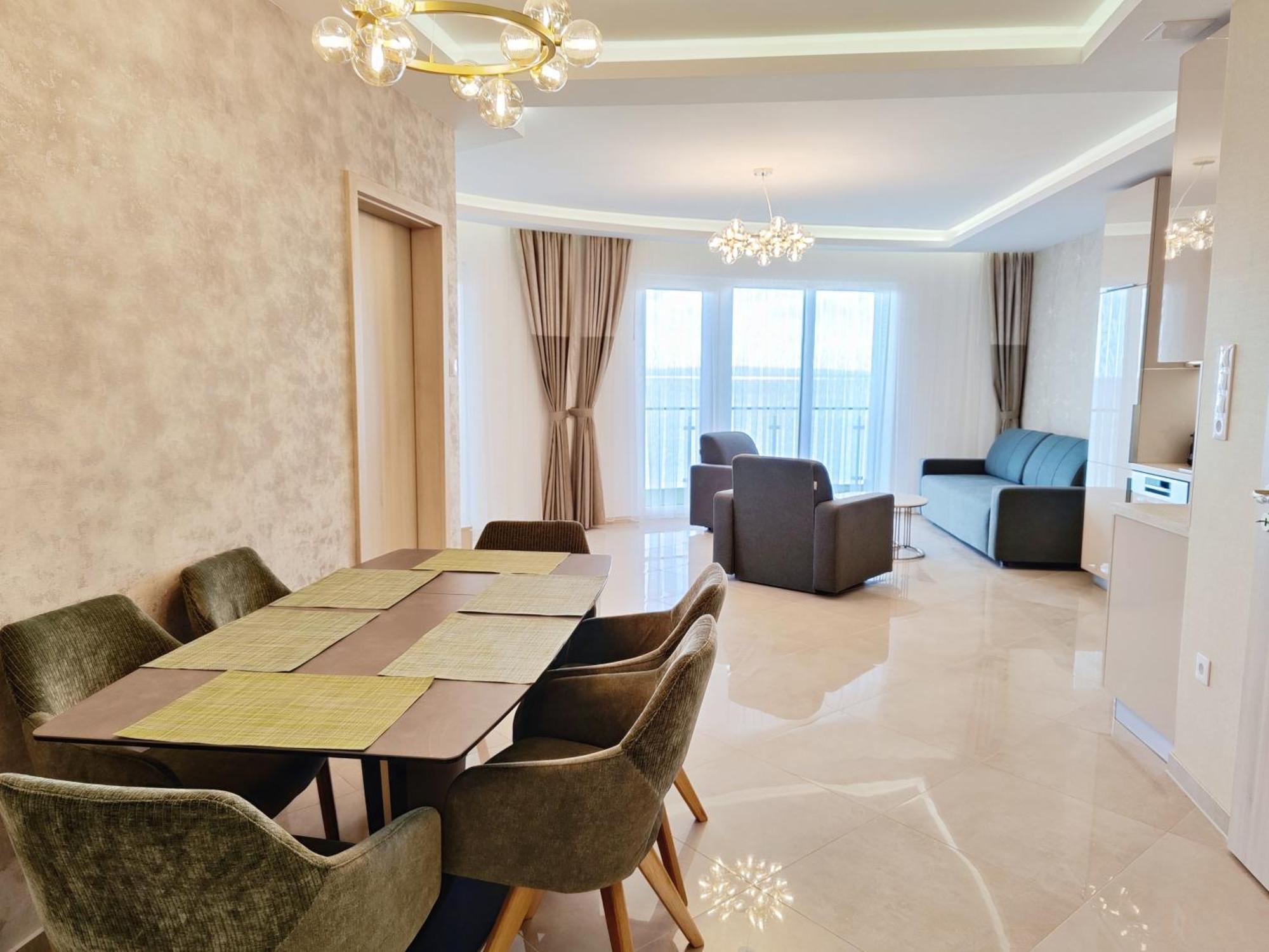Royal Martin'S Apartment Keszthely Exterior foto